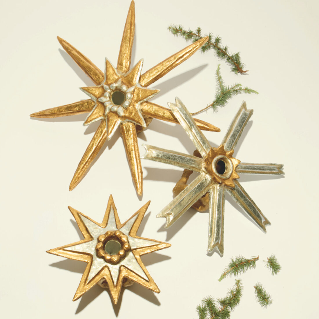 Plaster star tree toppers in metallic colors