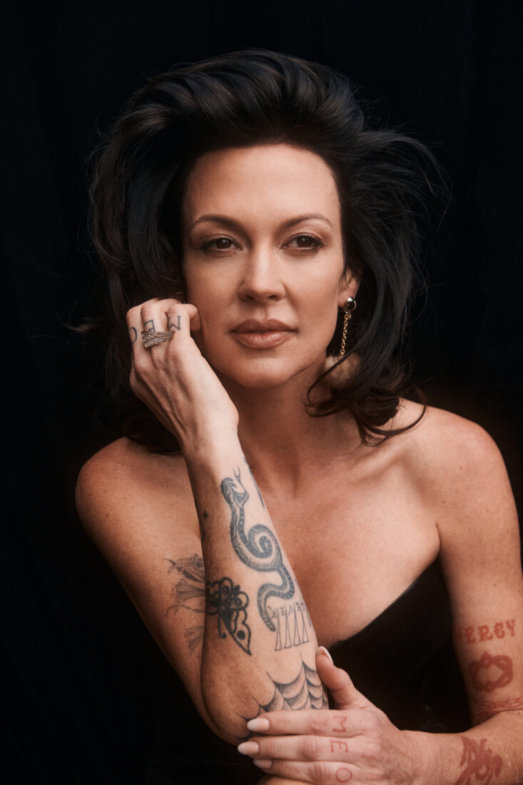 A portrait of a woman